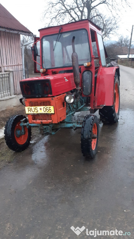 Tractor 445