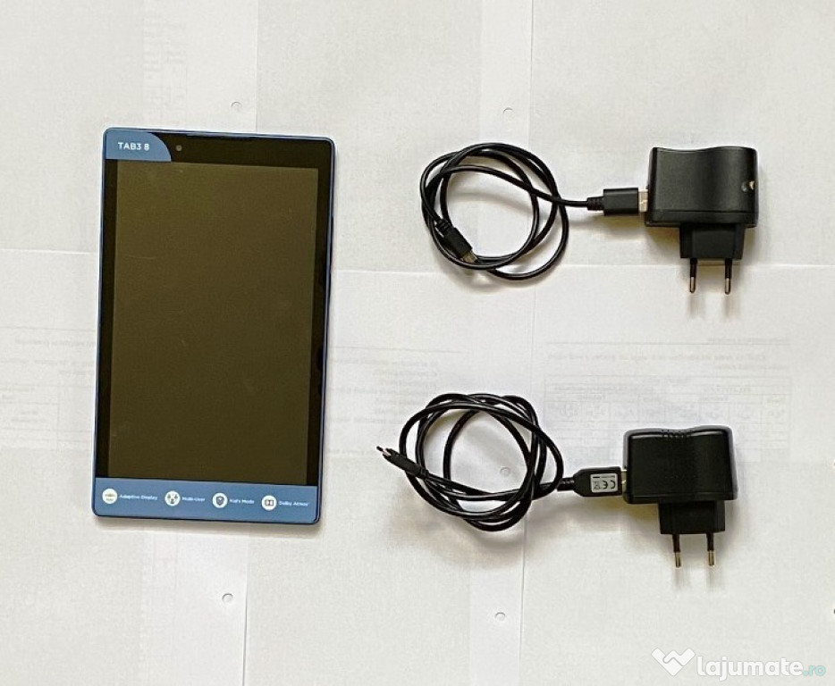 Tableta lenovo cu doua incarcatoare compatibile