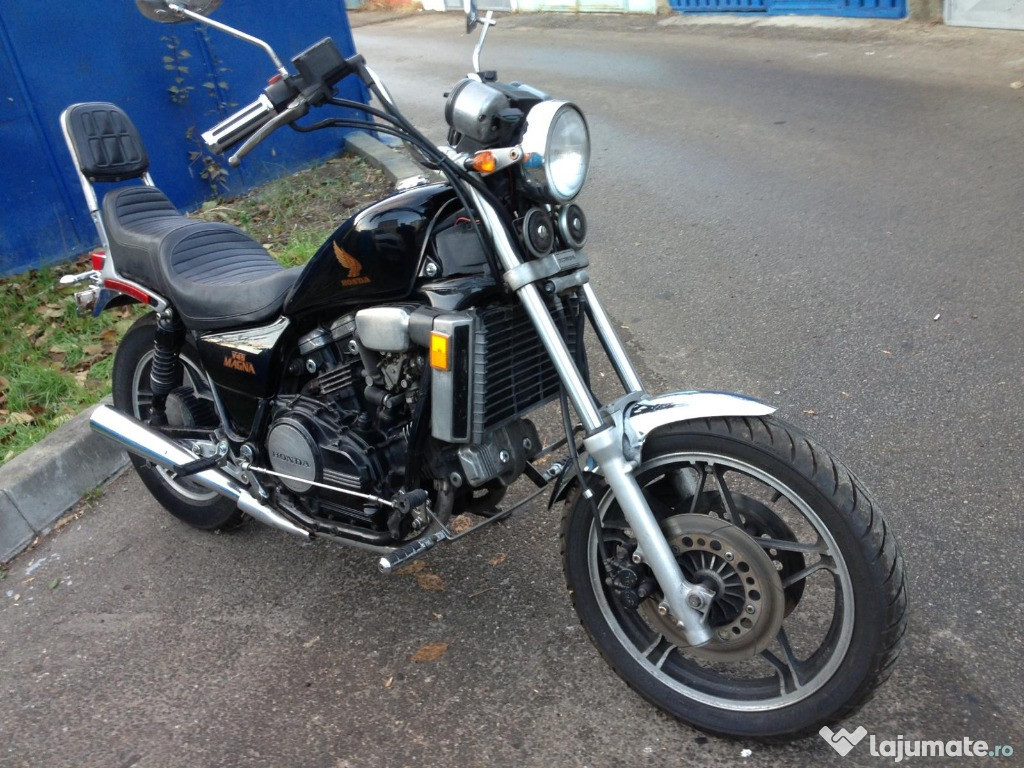 Honda Magna vf 750 , chopper
