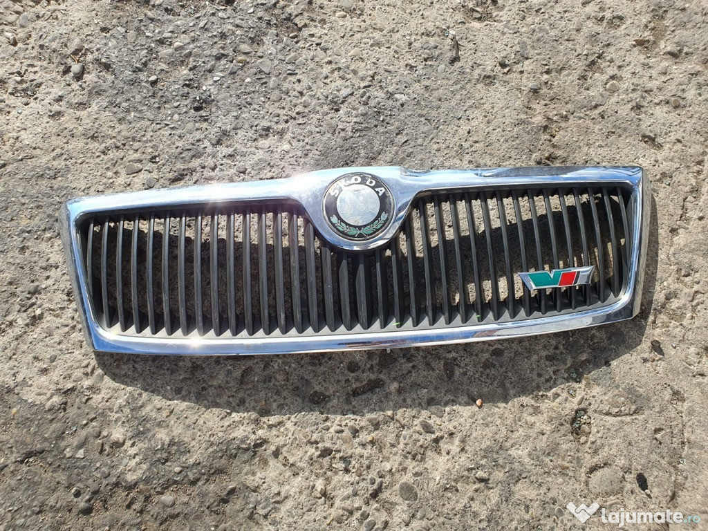 Grila fata radiator Skoda Octavia 2 VRS