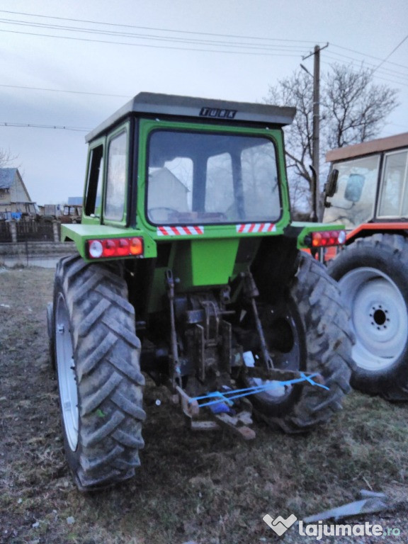 Tractor deutz in patru cilindrii