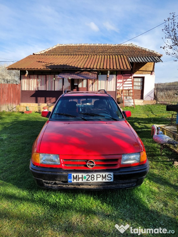 Opel Astra Caravan