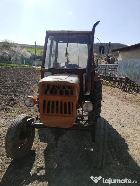 Tractor de 45 CP