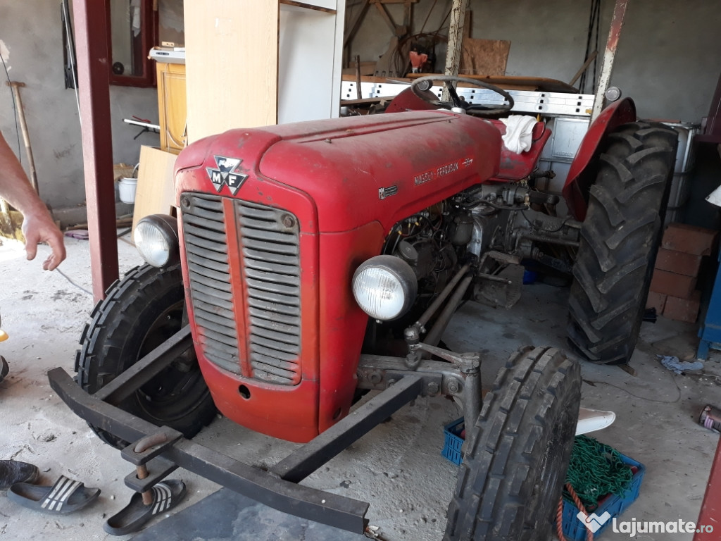 Tractor massey-ferguson