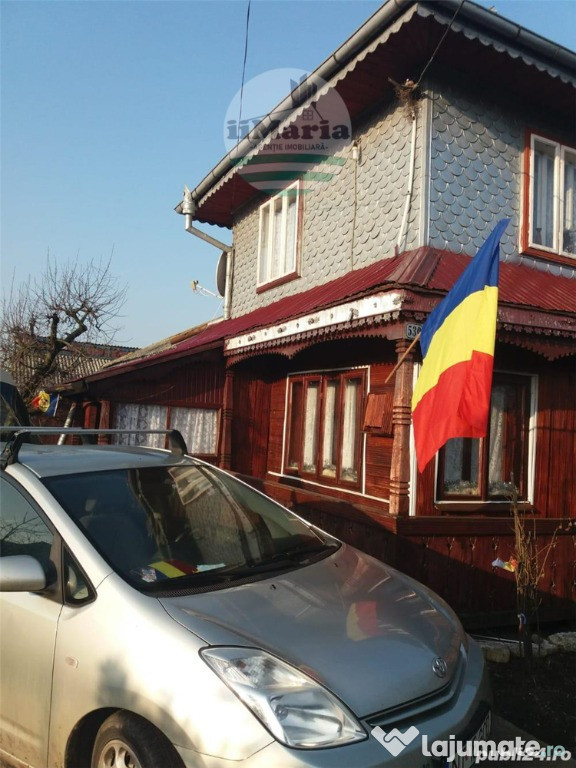 Casă (vilă) și teren in localitatea Horodniceni - Suceava