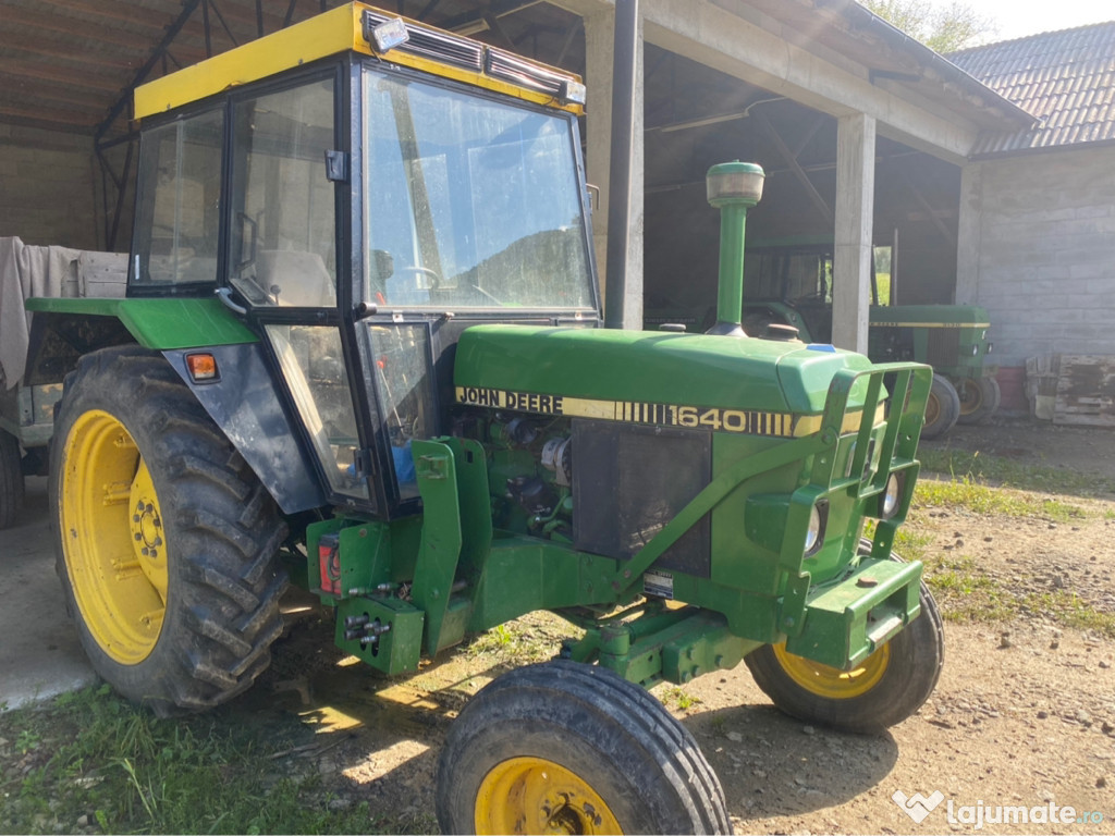 Tractor John deere 1640 cu încărcător original John deere