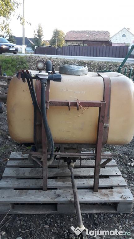 Pompa de erbicidat 300l