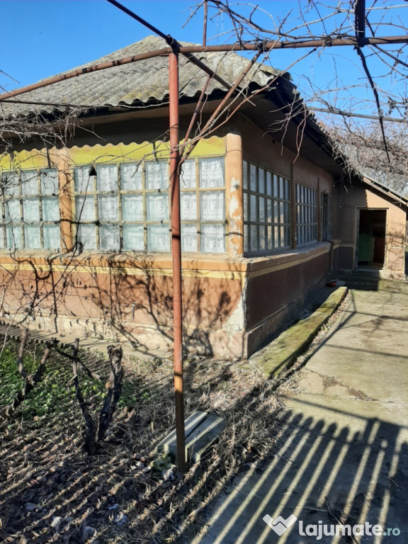 Casa batraneasca Isvoarele, Giurgiu