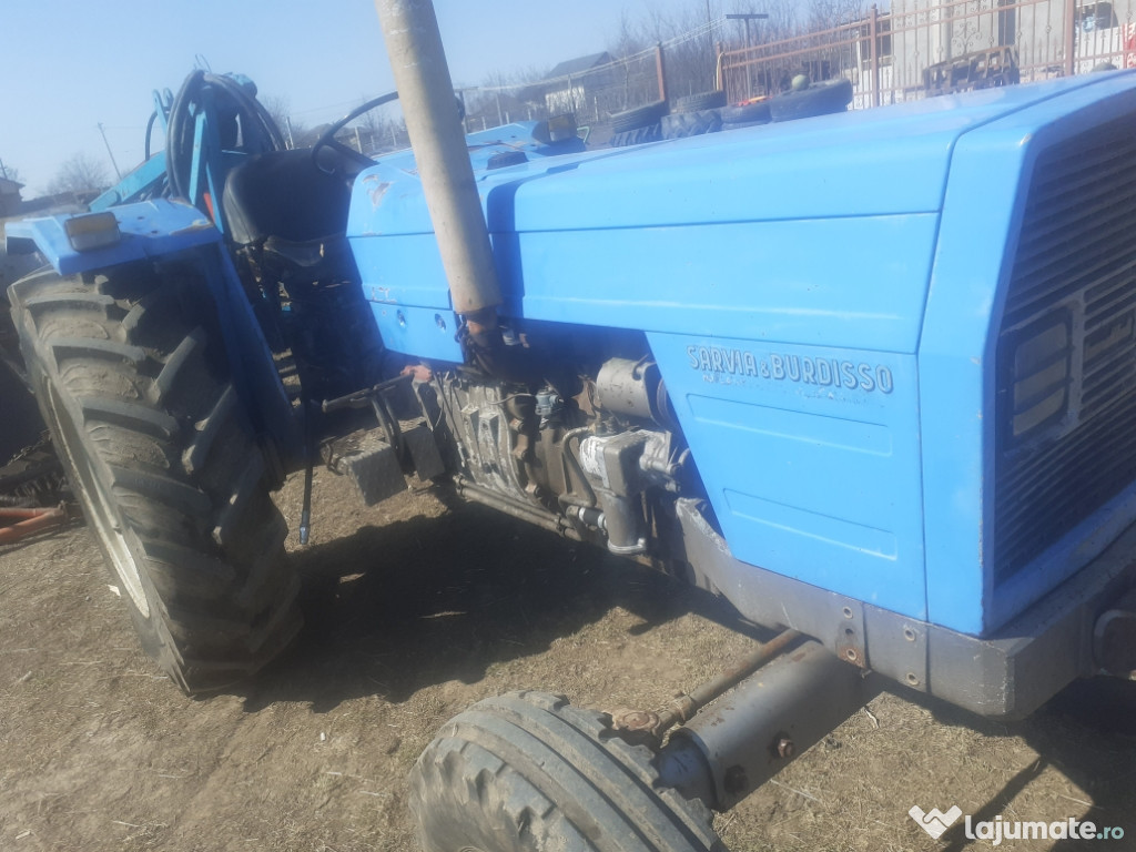 Tractor landini de 65 cai cauciucuri noi