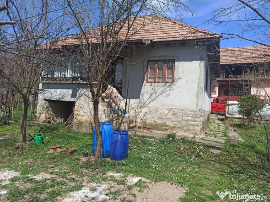 Casa si teren com Bertea, Prahova