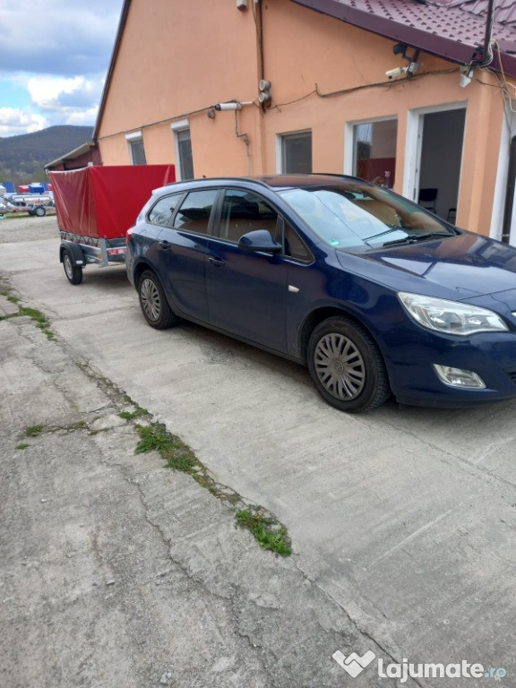 Transport persoane in regim de taxi detin si remorca