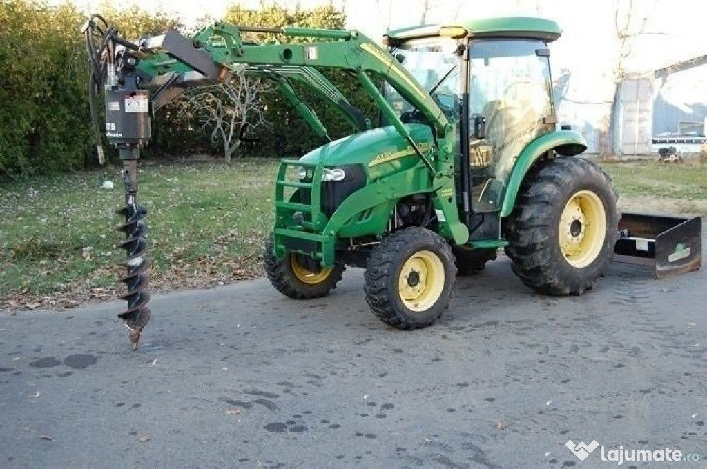 Tractor John-Deere 4320