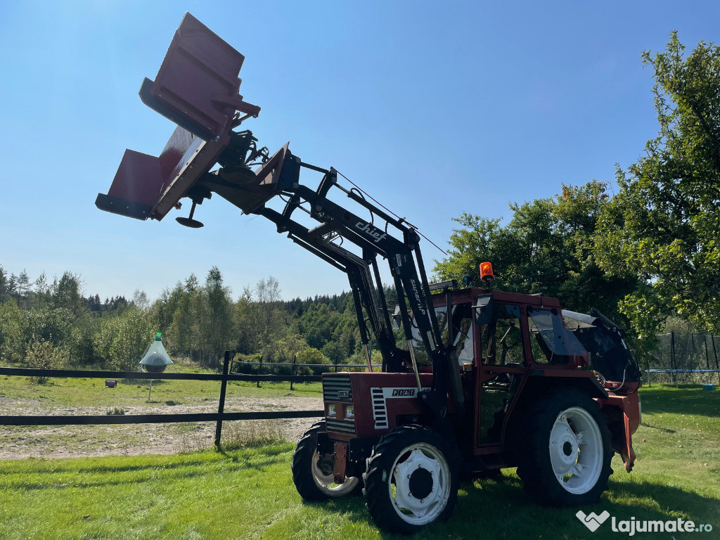 Tractor Fiat 446 DT + Accesorii complete