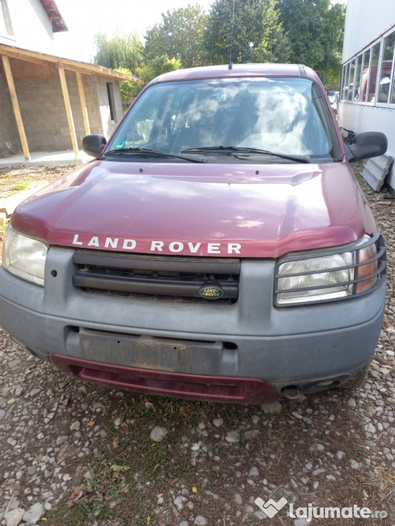 Dezmembrez Land Rover