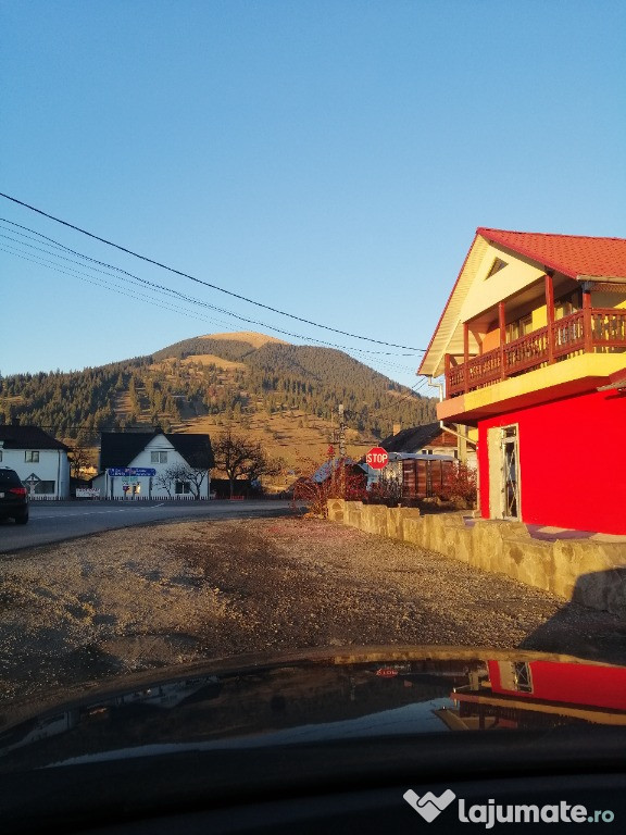 Camere Cazare la intersecția cu Poiana Negrii