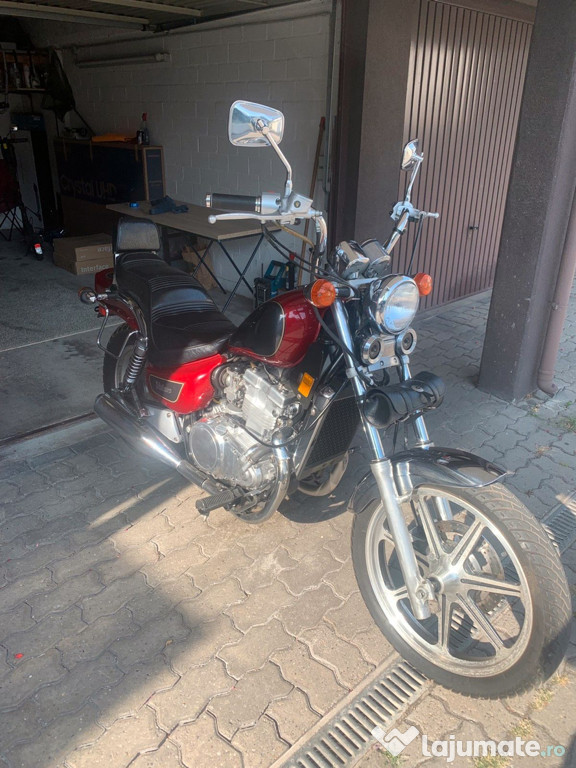 Motocicleta Kawasaki Vulcan 500