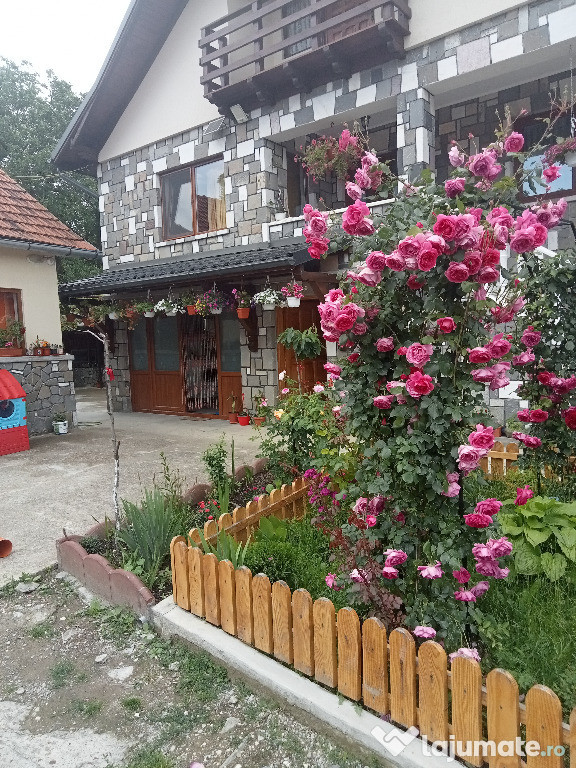 Casa in Comarnic, Prahova, 15km Sinaia