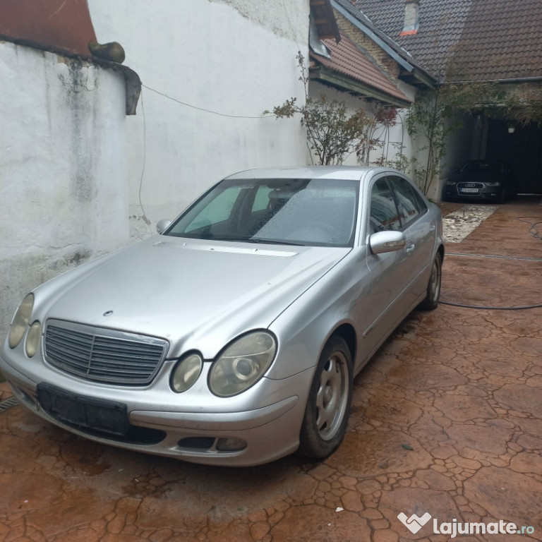 Mercedes-BENZ 220 CDI