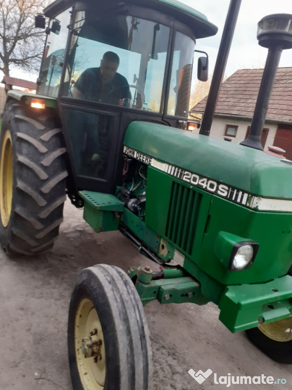 Tractor John Deere 2040s (perfect)