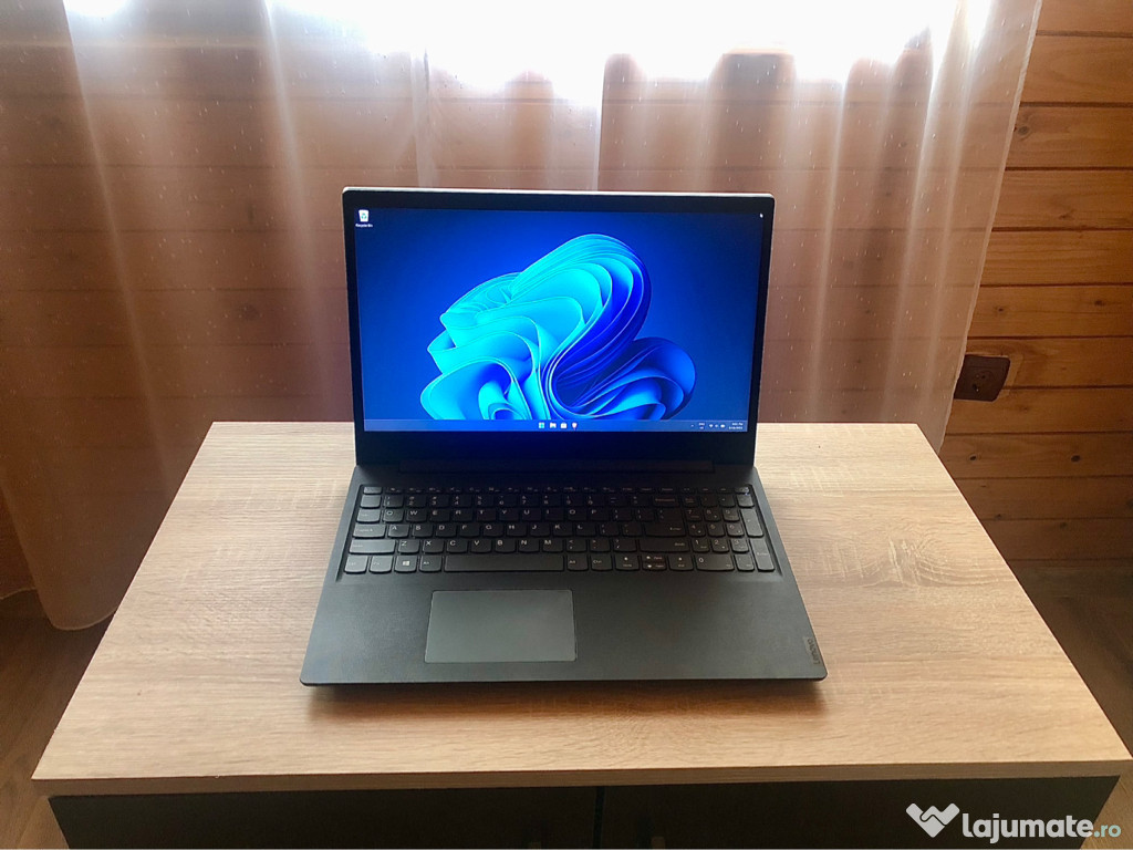 Laptop Lenovo V15-IIL , I5-1035G1 , 256 GB SSD (Super pret!)