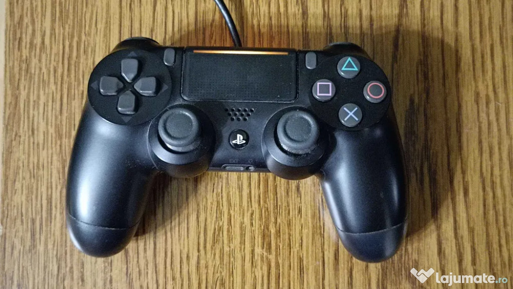 Consola PlayStation 4 PRO 1TB + Controller + 2 Jocuri