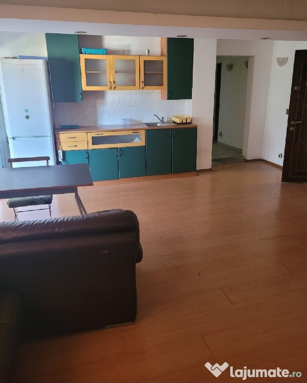 Apartament 3 camere zona nord elegant