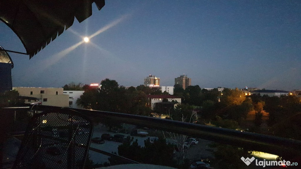 Apartament 2 camere la malul marii, Saturn