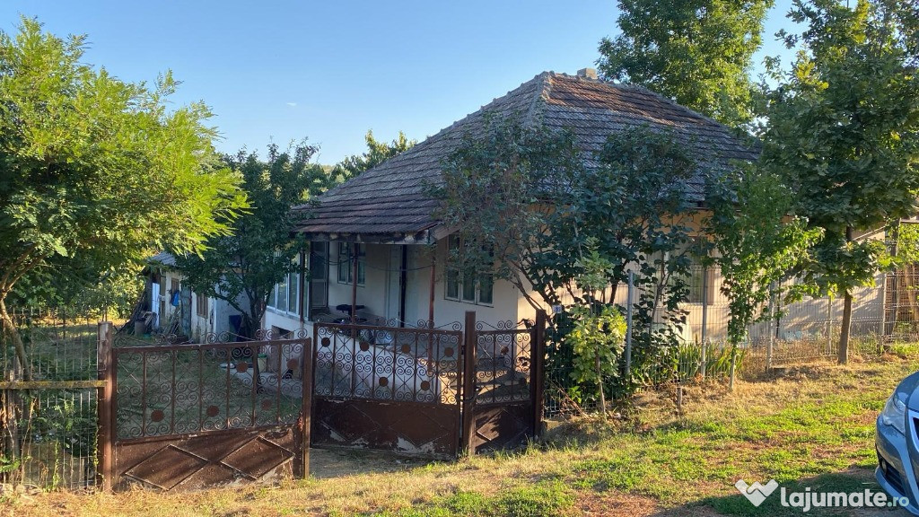 Casa+teren sat Cozia, Comuna Costuleti, Iasi