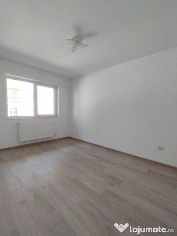 APARTAMENT 3 CAMERE, BLOC NOU, ETAJ INTERMEDIAR, 85 MP