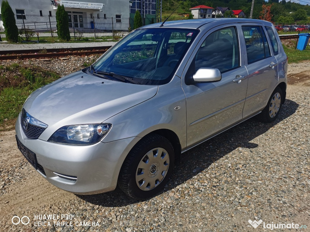 Mazda 2 Automată