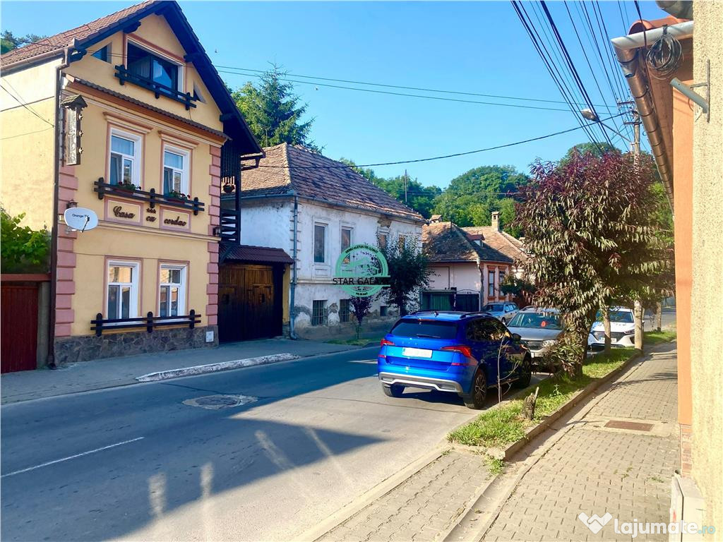 VAND PENSIUNE CU 7 CAMERE IN SIGHISOARA LA 800 MP DE CETATE