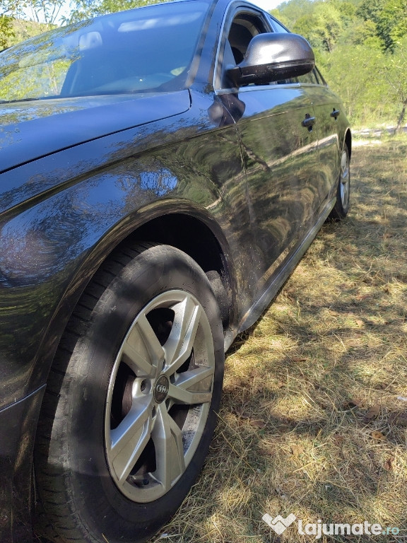 Masina de vanzare audi a4 din 2008