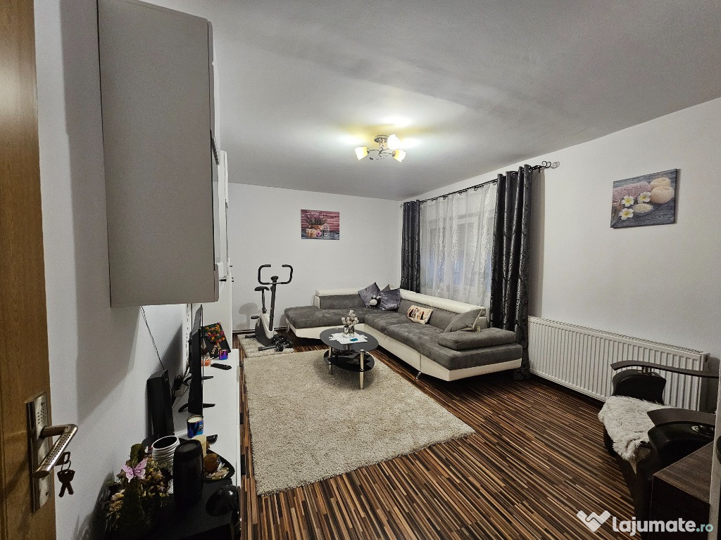 Apartament 2 camere de vânzare