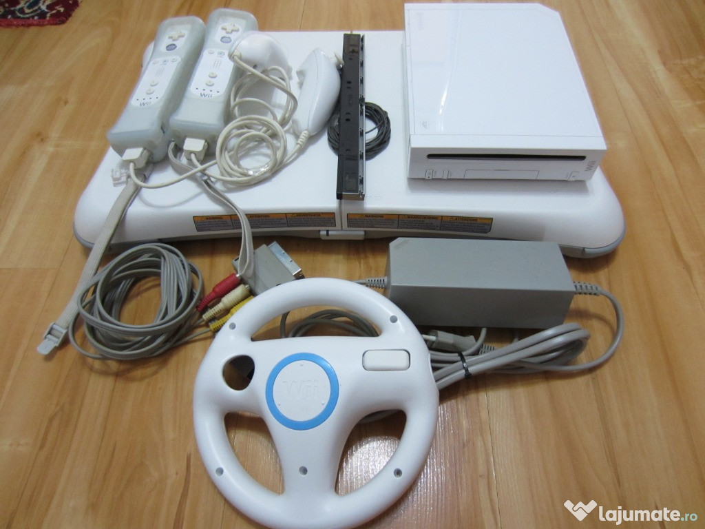 Consola jocuri Nintendo WII absolut completa + placa WII Balance Board