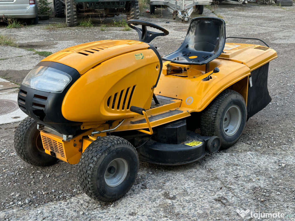 Tractoras gazon, masina de tuns iarba