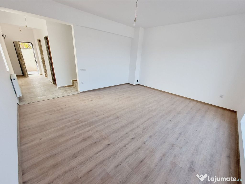 Apartament 4camere 2bai,tip vila duplex,curte proprie,com...