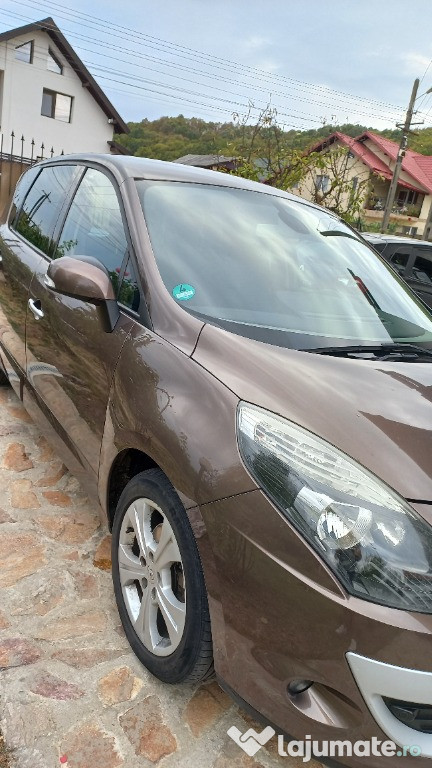 Renault Scenic an de fabricație 2010