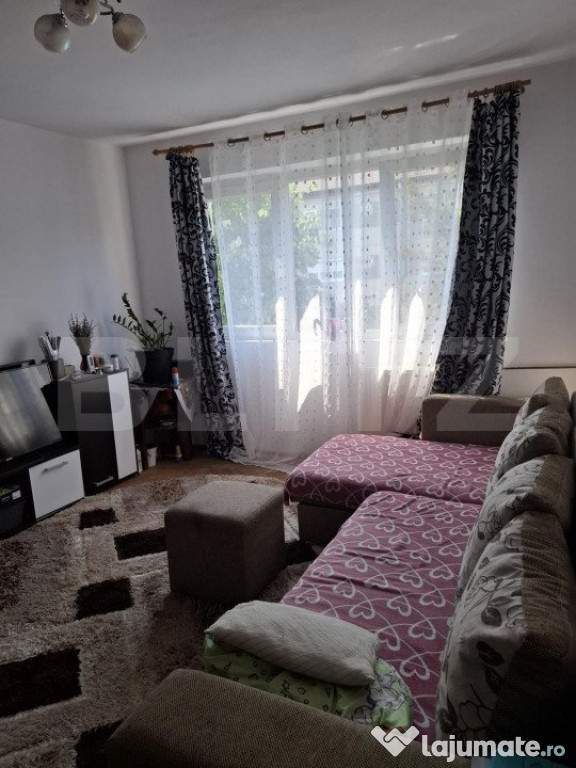 Apartament cu 4 camere, semidecomandat, 62 mp, zona Dacia