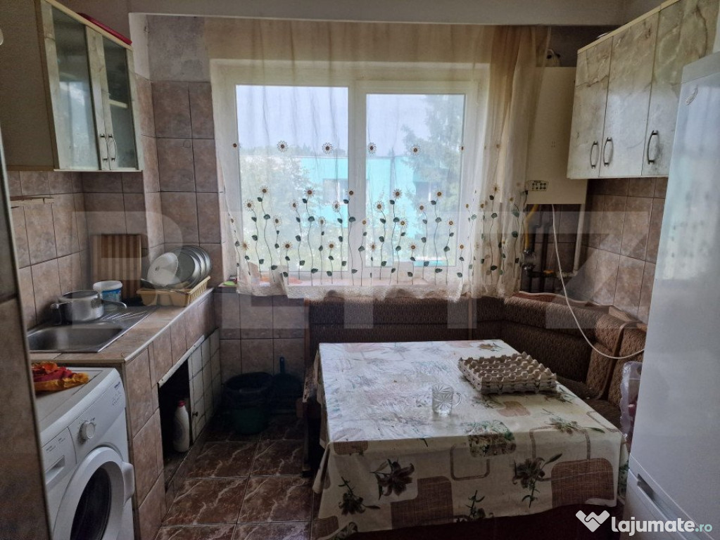 Apartament cu 3 camere, 65 mp, Găvana