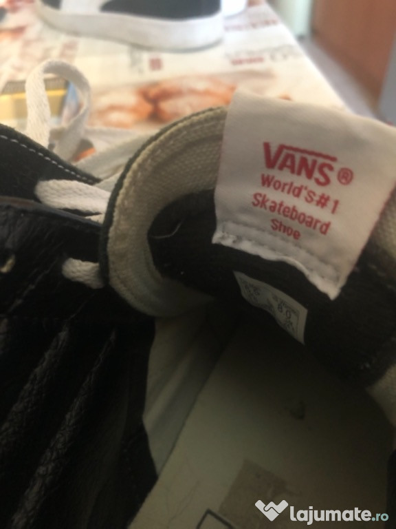 Vând adidași Puma și teniși Vans