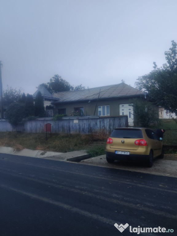 Casa din caramida 170mp / teren 1.300mp - Viisoara Mica, Botosani