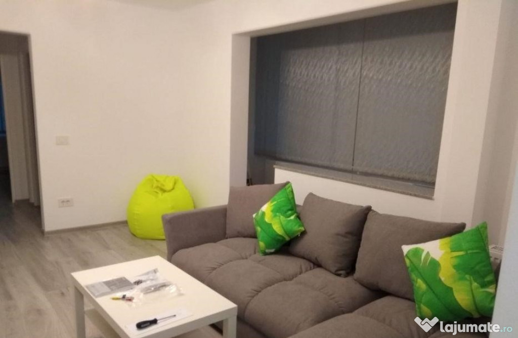 Apartament de 2 camere, zona Apusului.