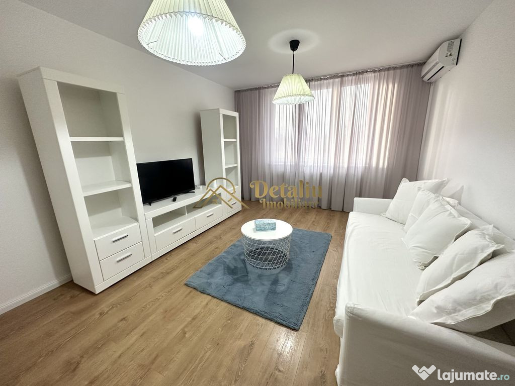 Apartament cu 3 camere de inchiriat, Centru