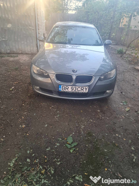 Mașina BMW seria 3 e92