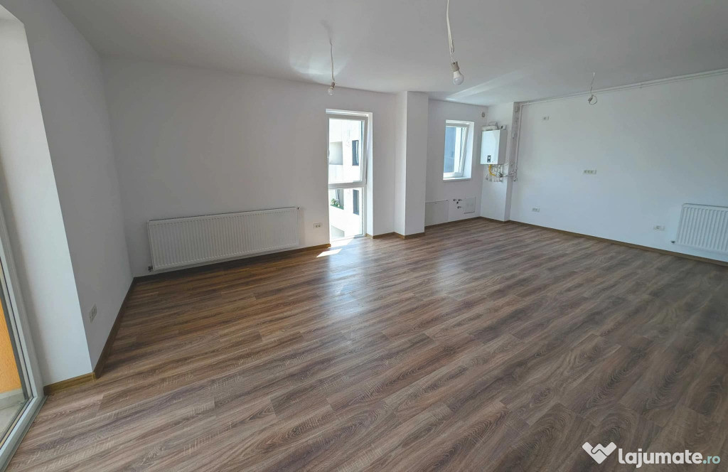 Apartament cu 3 camere, decomandat - zona Racadau