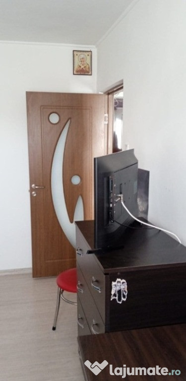 Apartament 1 cam.D, 25mp.,CT.,AC.,Podu Ros-Piata Nicolina