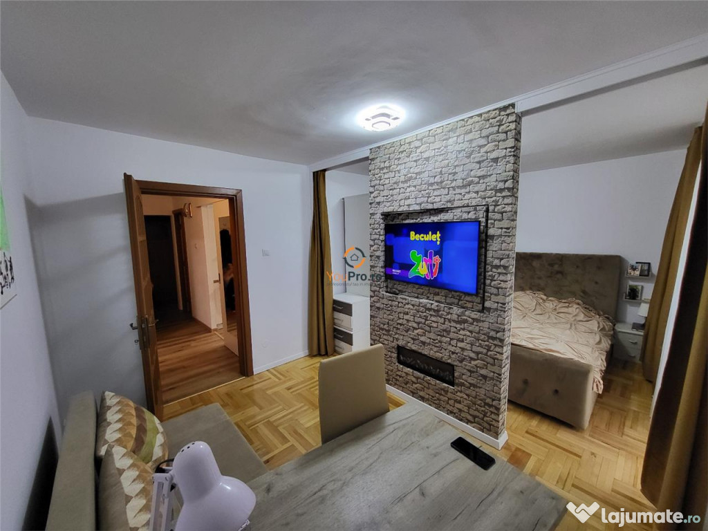 Apartament cu 3 camere decomandat etaj 3 zona Girocului