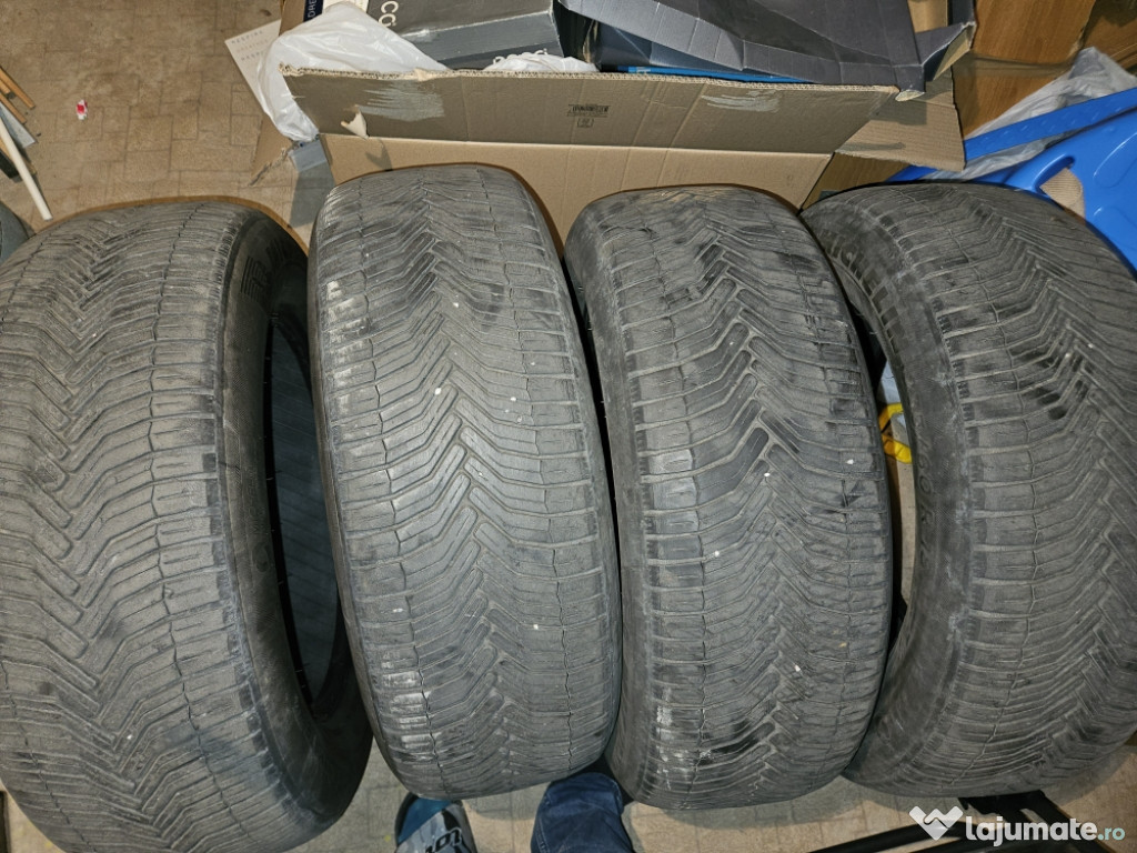 Ser 4 Anvelope All Season Michelin CrossClimate SUV 235/60/R18 103V.