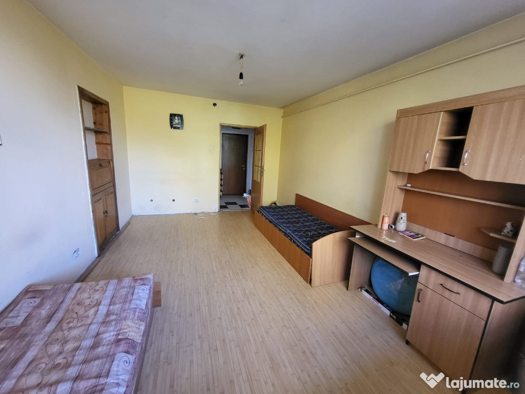 Apartament cu 3 camere Tatarasi