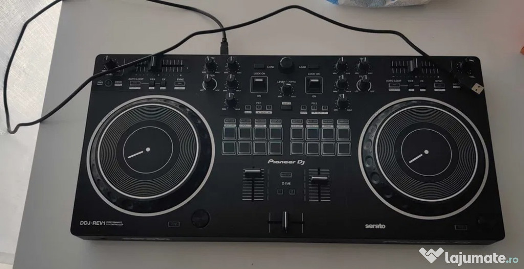 Pioneer DDJ-REV1